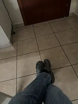 maialexte online show from 12/13/25, 11:00