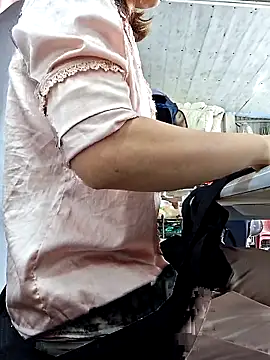 irina hana online show from 11/09/25, 02:04