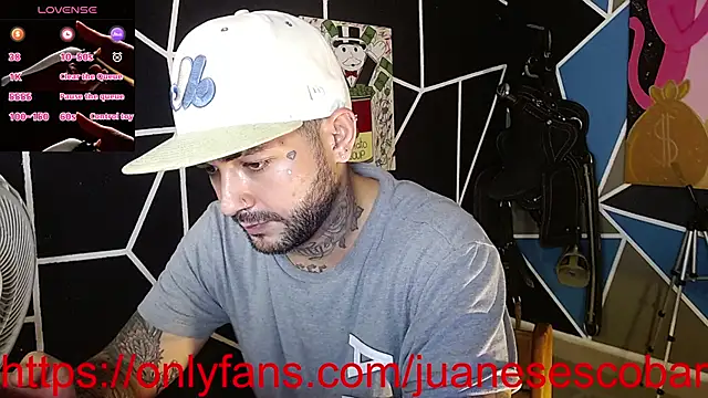 nicolastorres99 online show from 10/08/25, 03:41