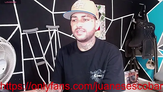 nicolastorres99 online show from 10/03/25, 06:20