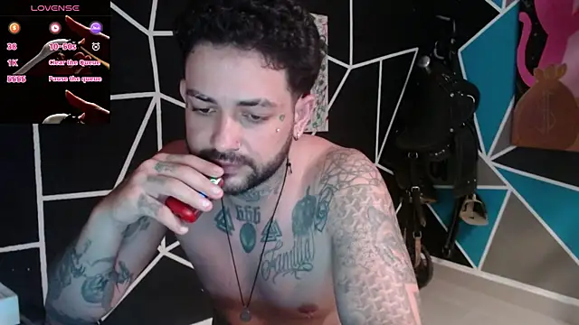 nicolastorres99 online show from 11/19/25, 06:08