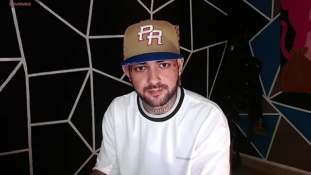 nicolastorres99 online show from 10/30/25, 02:10