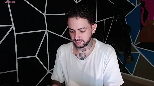 nicolastorres99 online show from 10/27/25, 02:23