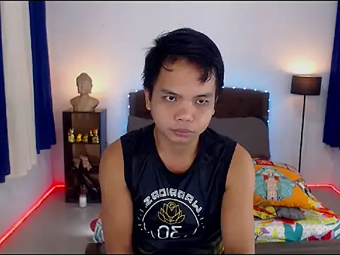 XExtraServiceManX online show from 11/17/25, 01:59