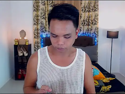 XExtraServiceManX online show from 09/23/25, 12:56