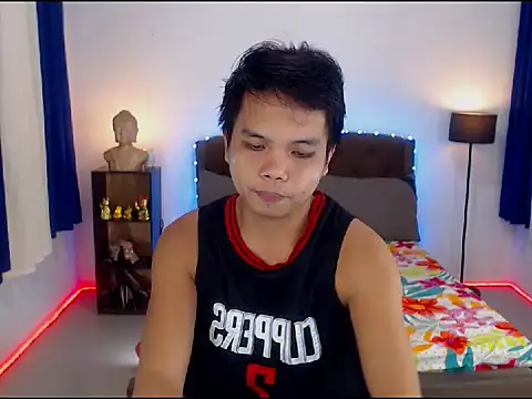 XExtraServiceManX online show from 11/20/25, 02:18