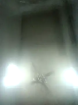 baddy8008 online show from 09/28/25, 04:14