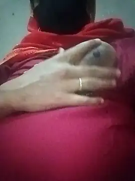 baddy8008 online show from 11/28/25, 04:51