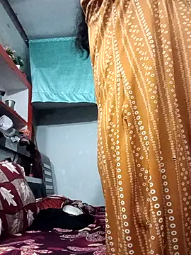 ZIVAA online show from 10/31/25, 06:54