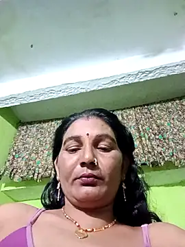 Snapshot of ZIVAA chatting on 10/18/25, 06:48 ZIVAA online show from 10/18/25, 06:48