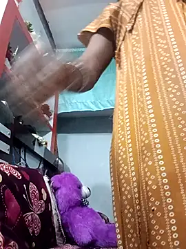 ZIVAA online show from 02/03/26, 04:10