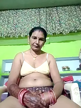 Snapshot of ZIVAA chatting on 10/10/25, 04:41 ZIVAA online show from 10/10/25, 04:41