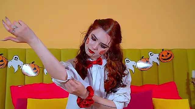 MelissaMays online show from 10/31/25, 06:48