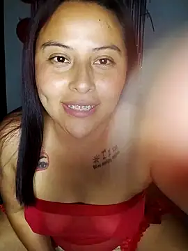 Snapshot of yelezia chatting on 09/21/25, 06:07 yelezia online show from 09/21/25, 06:07