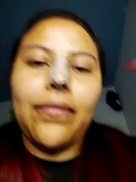 Snapshot of yelezia chatting on 10/14/25, 04:02 yelezia online show from 10/14/25, 04:02