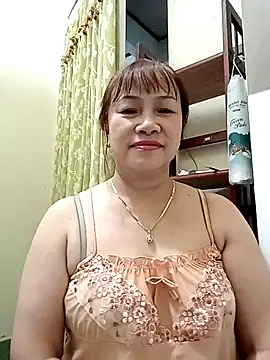 Snapshot of Baby-ladysweets20 chatting on 09/21/25, 11:04 Baby-ladysweets20 online show from 09/21/25, 11:04