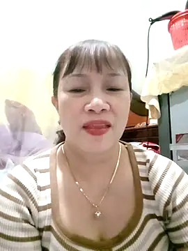 Snapshot of Baby-ladysweets20 chatting on 10/14/25, 11:33 Baby-ladysweets20 online show from 10/14/25, 11:33