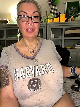 dieseldame1313 online show from 01/09/26, 01:34