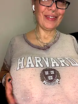 dieseldame1313 online show from 11/13/25, 05:44