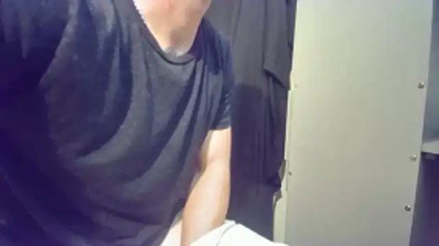 Robbin Bnks online show from 10/30/25, 09:01