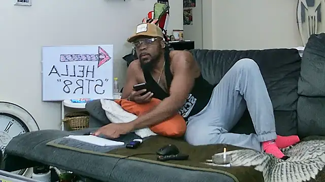 Str8ishVegasGuy online show from 10/28/25, 01:10