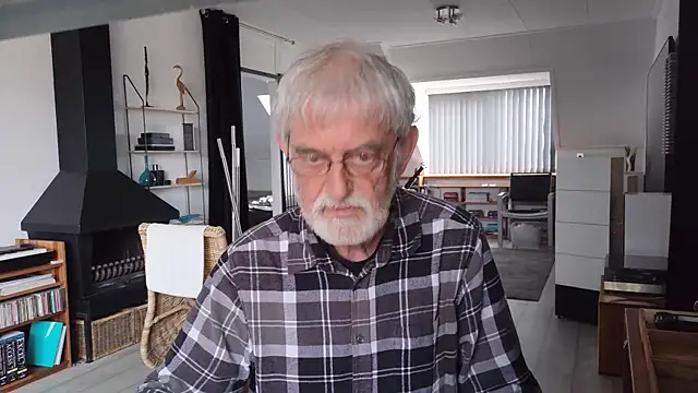 ewaldwillems99 online show from 04/02/26, 02:35