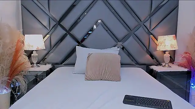 Alisson Milf online show from 01/09/26, 12:50