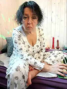 Snapshot of LitisiaLove4551 chatting on 01/14/26, 07:23 LitisiaLove4551 online show from 01/14/26, 07:23