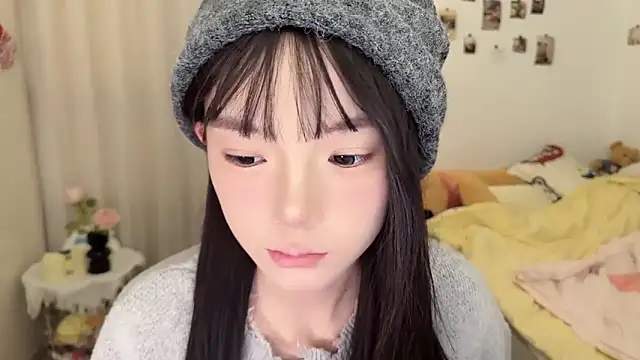 Momo-xx online show from 01/06/26, 12:36