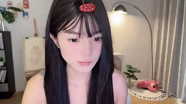 Momo-xx online show from 10/02/25, 12:03