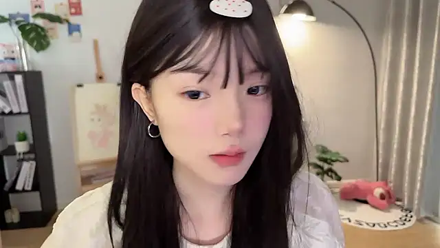 Momo-xx online show from 10/04/25, 11:50