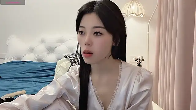 bao-bao- online show from 11/01/25, 04:01