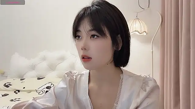 Snapshot of bao-bao- chatting on 09/22/25, 04:02 bao-bao- online show from 09/22/25, 04:02