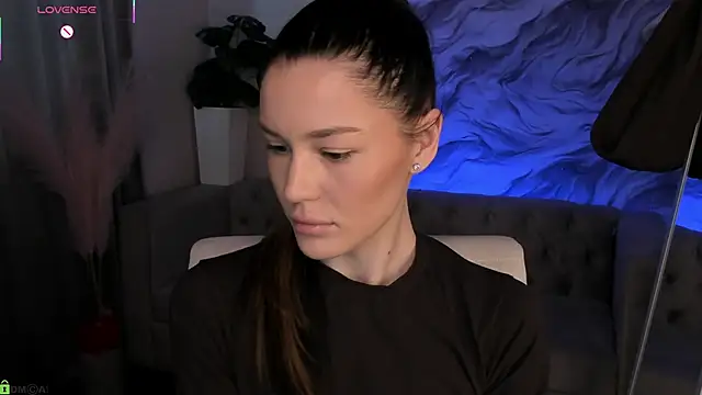 Aria Mila online show from 03/30/26, 03:08