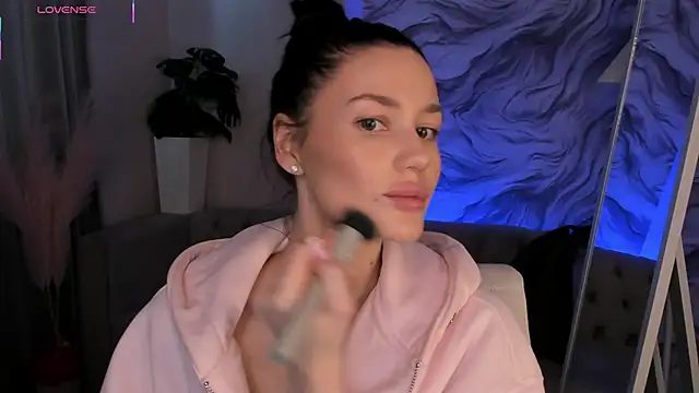 Aria Mila online show from 03/18/26, 02:48