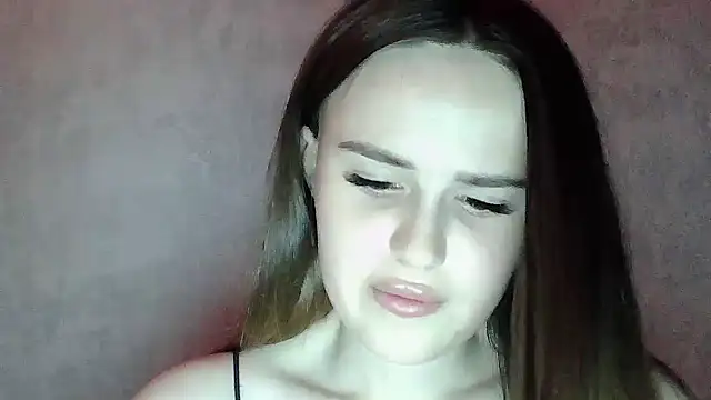 Snapshot of SweetLoraa chatting on 07/11/26, 05:57 SweetLoraa online show from 07/11/26, 05:57