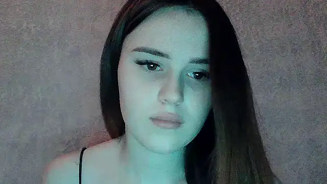 SweetLoraa online show from 03/04/26, 05:53