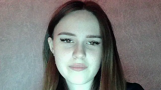 SweetLoraa online show from 12/20/25, 01:47