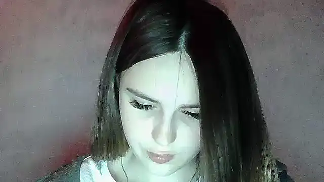 Snapshot of SweetLoraa chatting on 05/14/26, 06:38 SweetLoraa online show from 05/14/26, 06:38