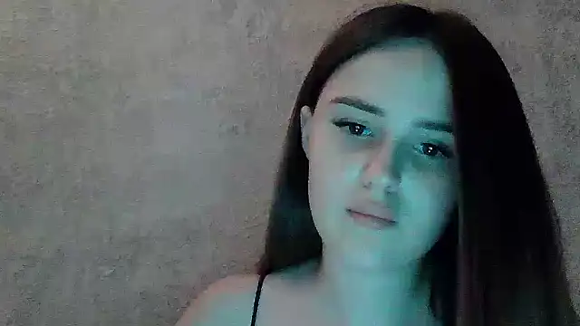 Snapshot of SweetLoraa chatting on 07/17/26, 11:02 SweetLoraa online show from 07/17/26, 11:02