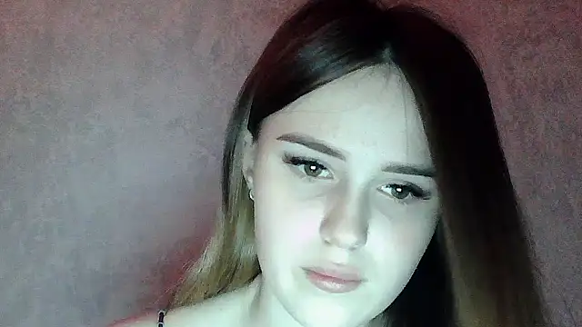 SweetLoraa online show from 02/02/26, 05:34