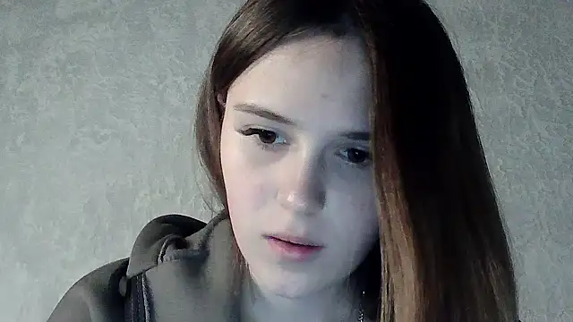 SweetLoraa online show from 10/11/25, 06:42