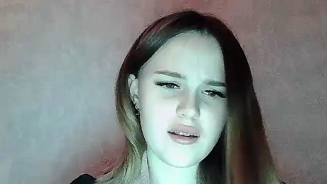 SweetLoraa online show from 11/26/25, 07:47