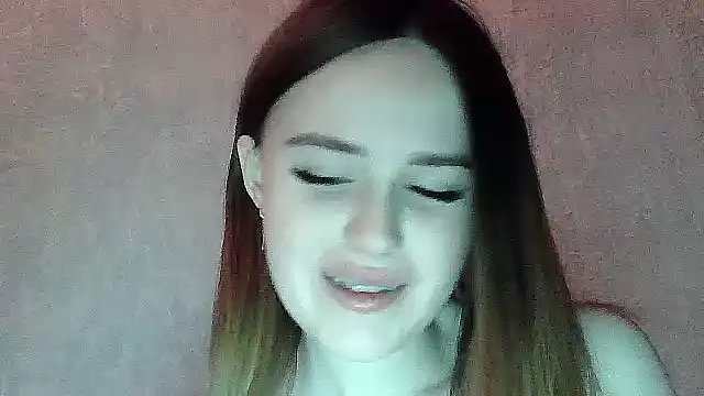 SweetLoraa online show from 01/09/26, 04:03