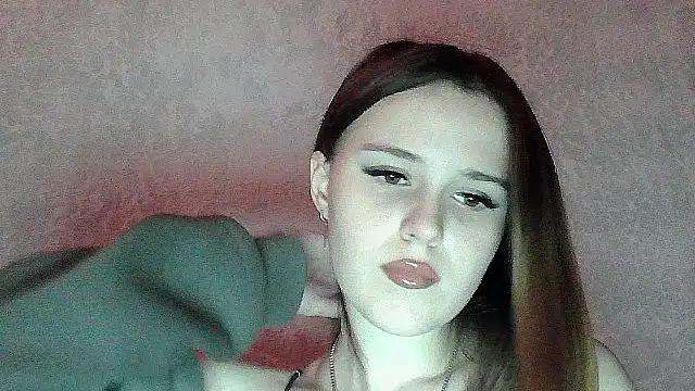 SweetLoraa online show from 11/08/25, 01:47