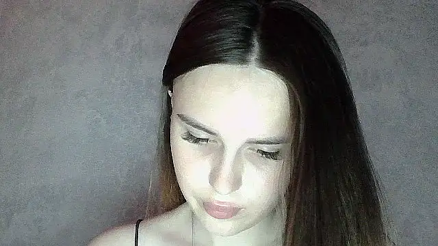 Snapshot of SweetLoraa chatting on 05/28/26, 03:03 SweetLoraa online show from 05/28/26, 03:03