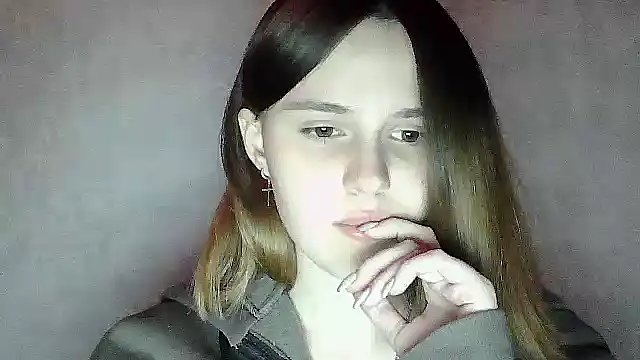 SweetLoraa online show from 10/22/25, 02:44