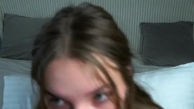 KarriBrownd online show from 12/05/25, 01:05