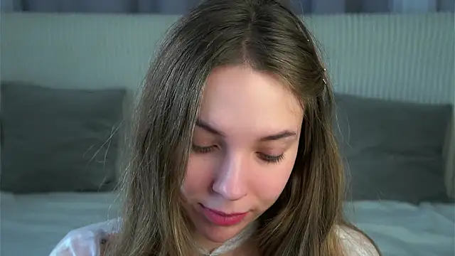 KarriBrownd online show from 11/27/25, 01:06