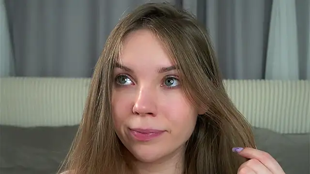 KarriBrownd online show from 11/14/25, 01:09